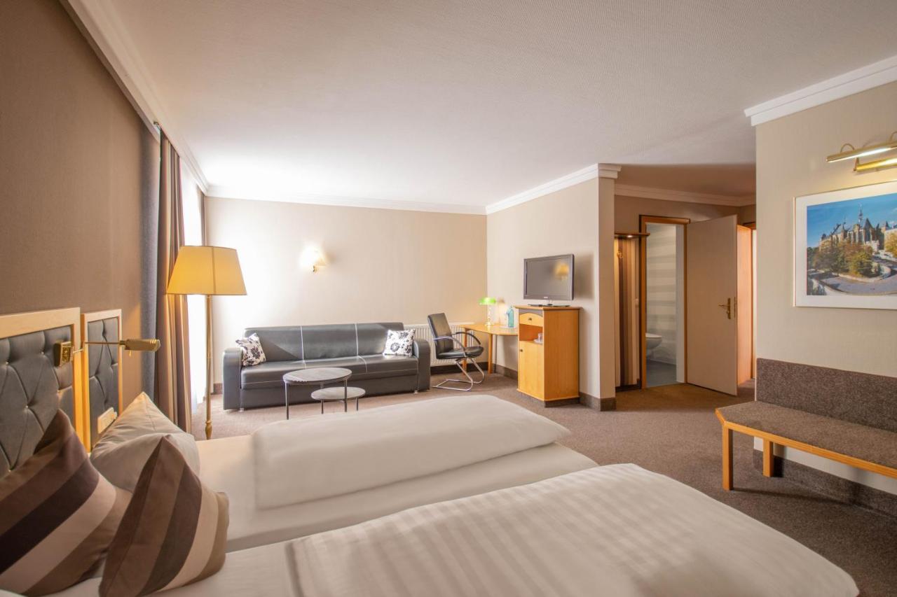 Hotel Tanne Ильменау Экстерьер фото