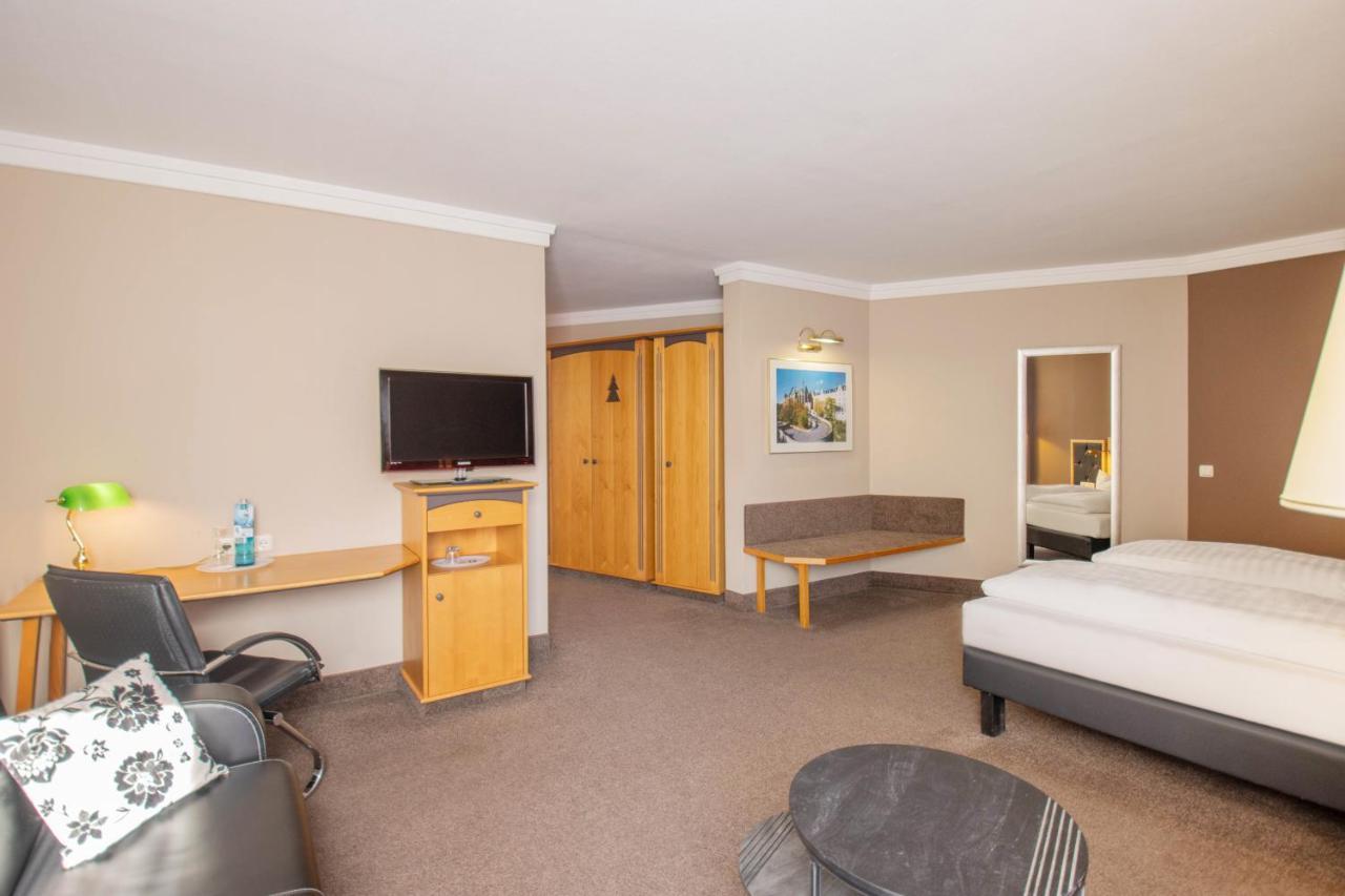 Hotel Tanne Ильменау Экстерьер фото